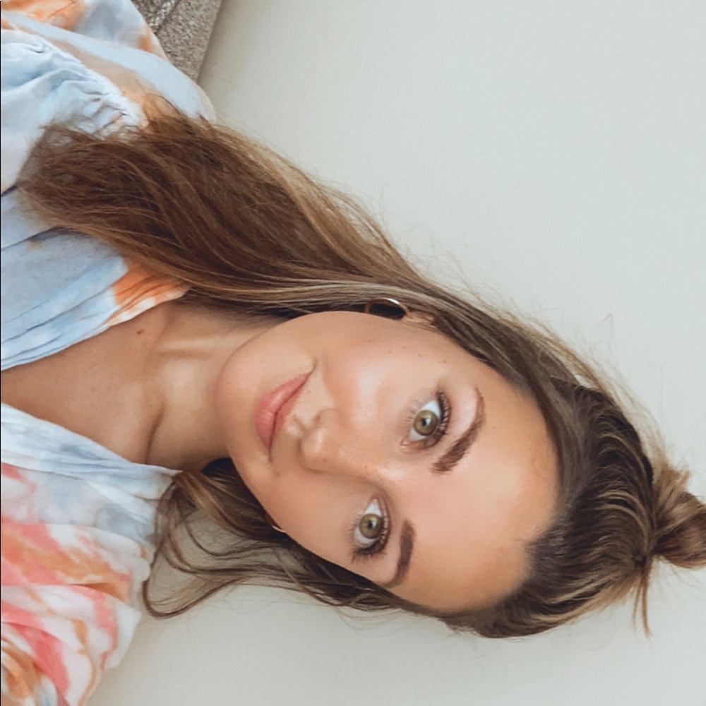 Meet your Posher, Robyn